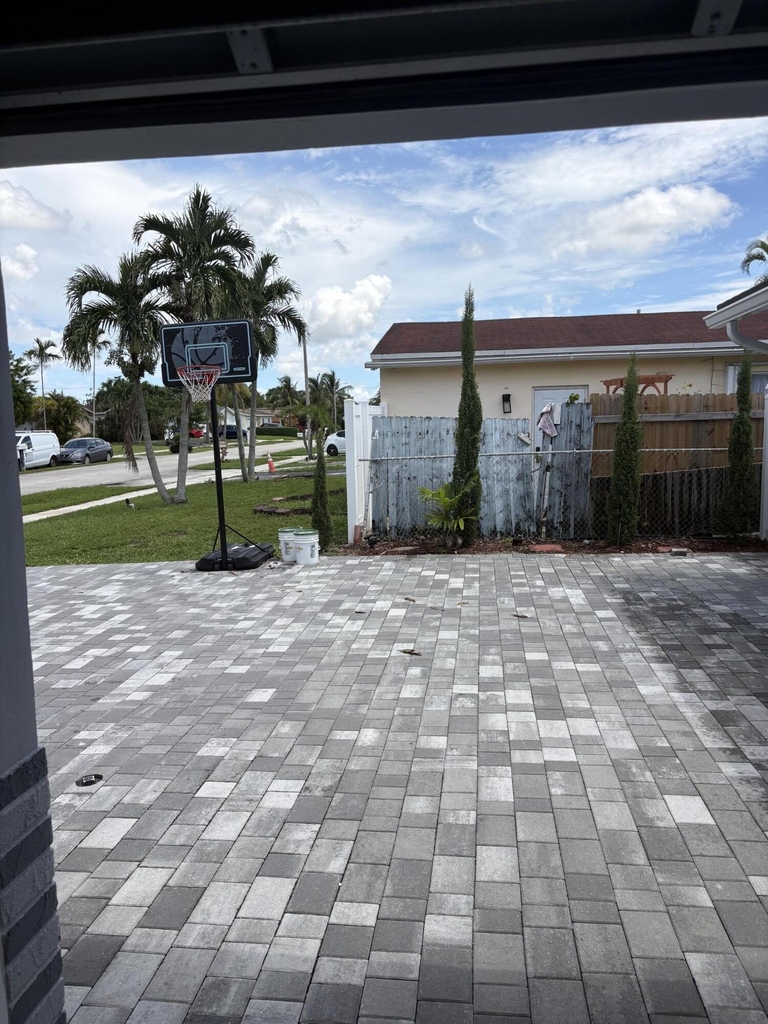 8250 Sw 8th Court - Photo 9