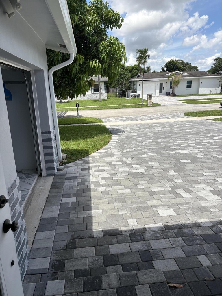 8250 Sw 8th Court - Photo 7