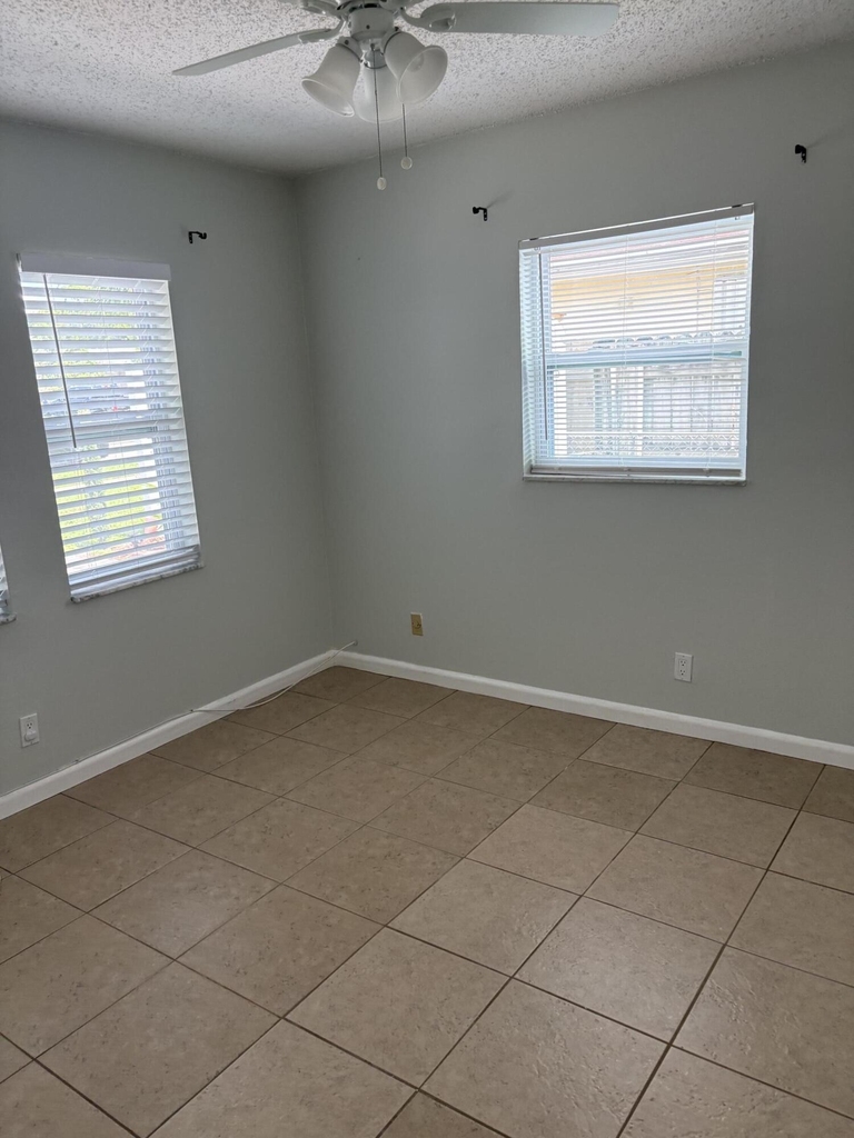 8250 Sw 8th Court - Photo 24