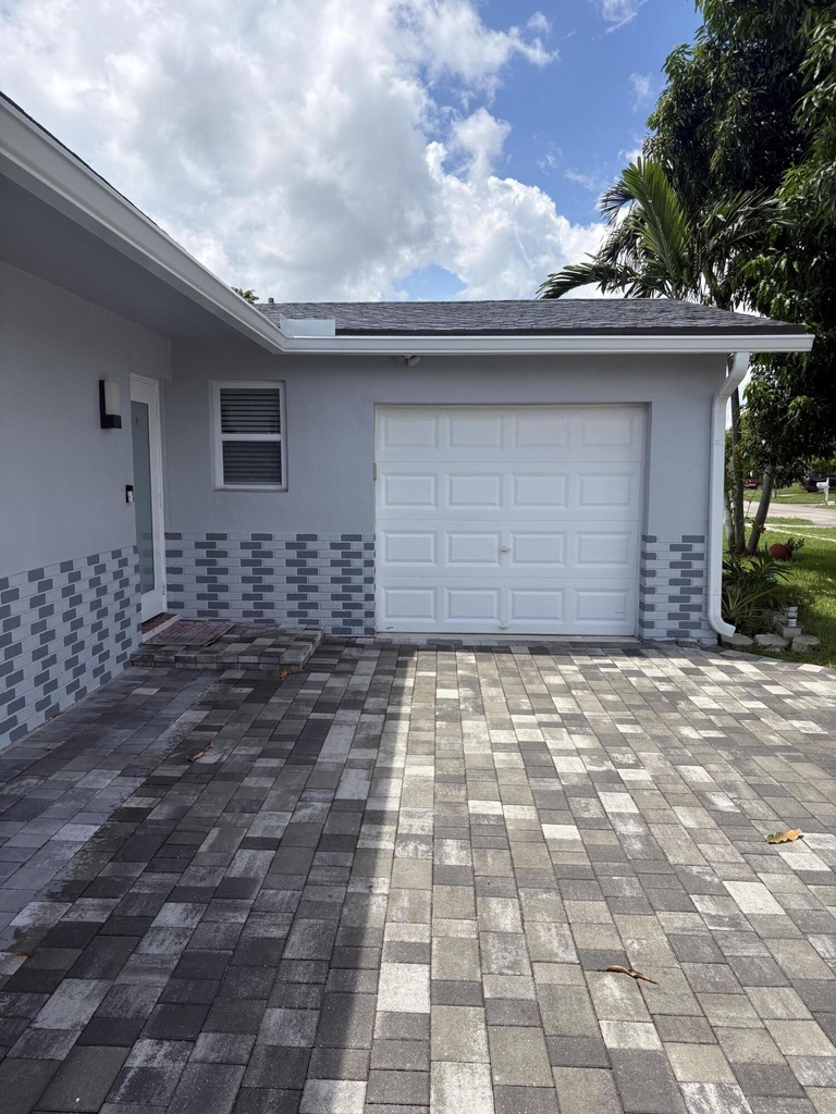 8250 Sw 8th Court - Photo 5