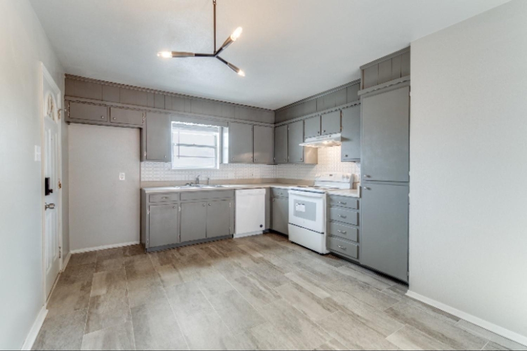 900 Skelly Street - Photo 6
