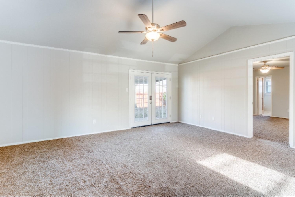 900 Skelly Street - Photo 1
