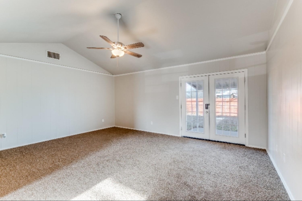 900 Skelly Street - Photo 5
