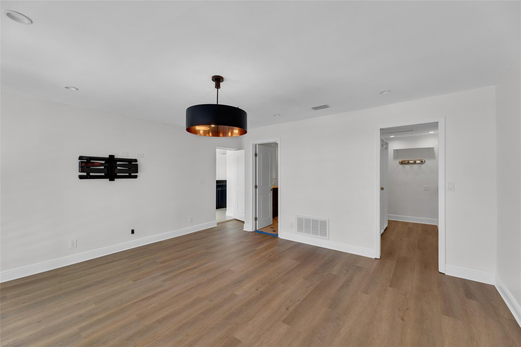 2401 Ne 47th Street - Photo 24