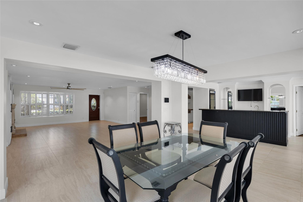 2401 Ne 47th Street - Photo 13