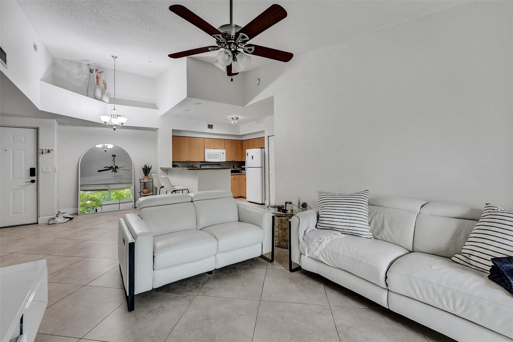 7940 N Nob Hill Road - Photo 10
