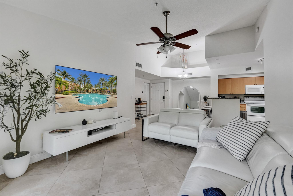 7940 N Nob Hill Road - Photo 11