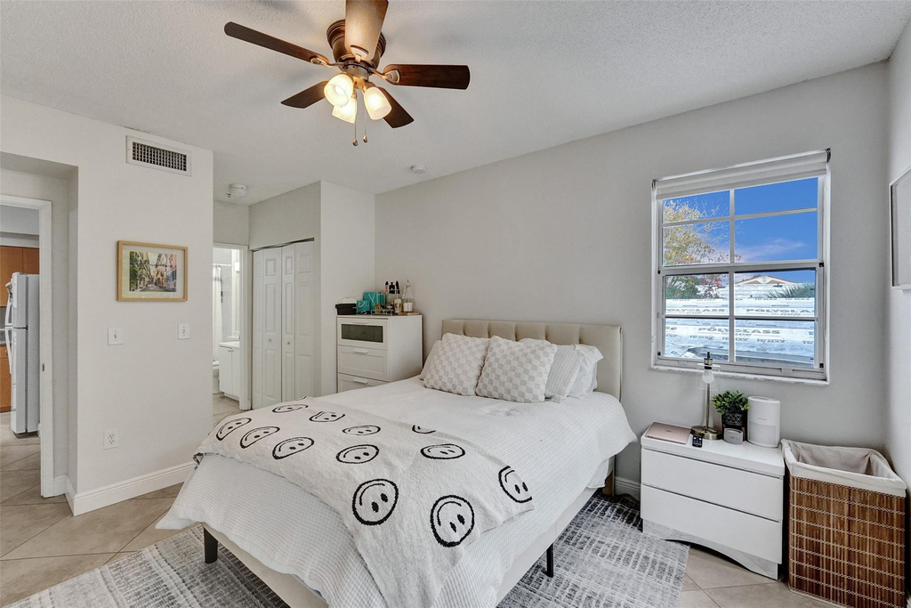 7940 N Nob Hill Road - Photo 17