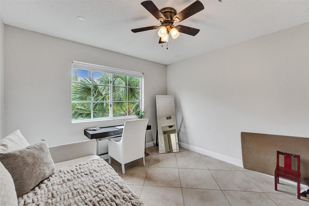 7940 N Nob Hill Road - Photo 26