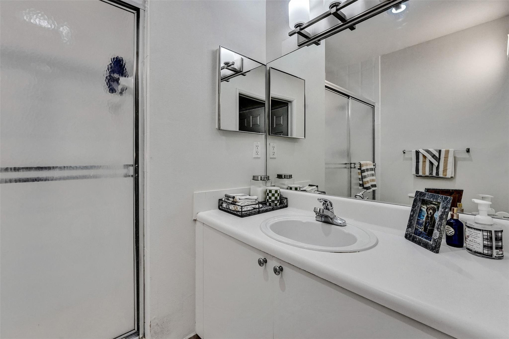 7940 N Nob Hill Road - Photo 29