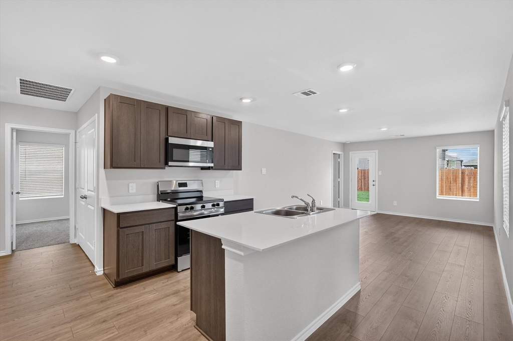 1817 Teton River Drive - Photo 3