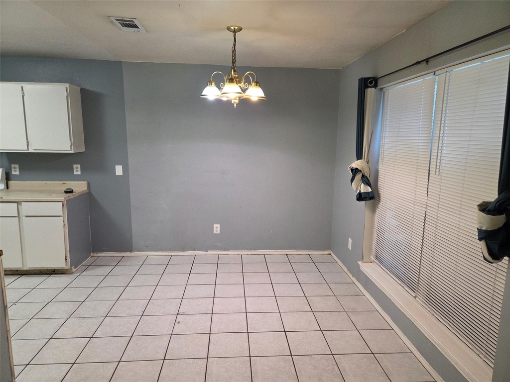 900 Naomi Lane - Photo 6