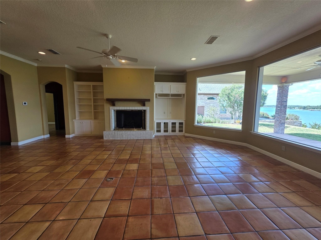 4204 Bluff View Drive - Photo 1