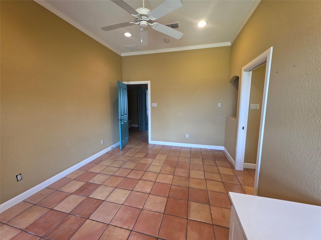 4204 Bluff View Drive - Photo 15