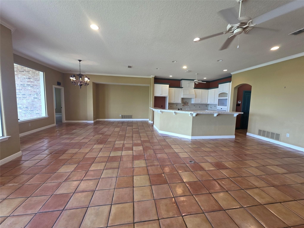 4204 Bluff View Drive - Photo 2