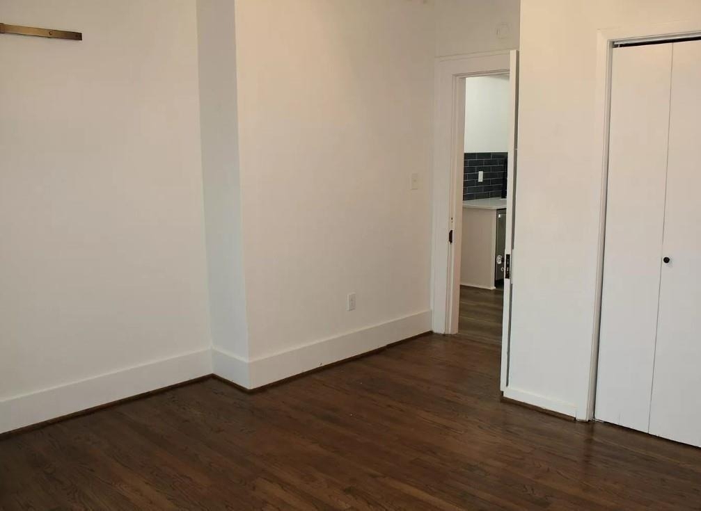 5632 Willis Avenue - Photo 10