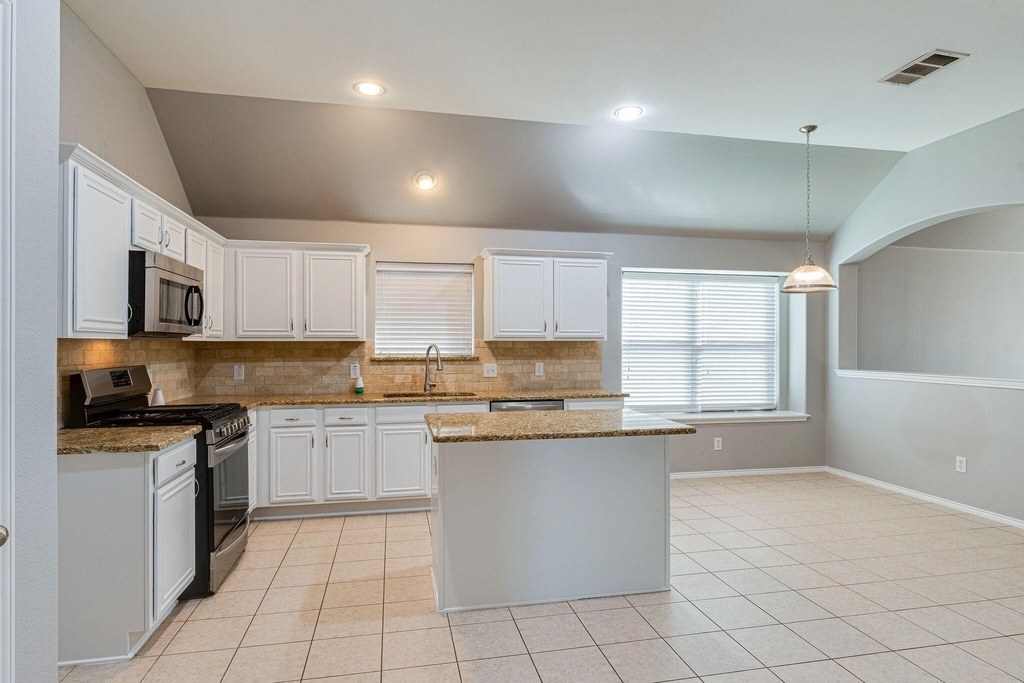 5113 Bear Valley Drive - Photo 13