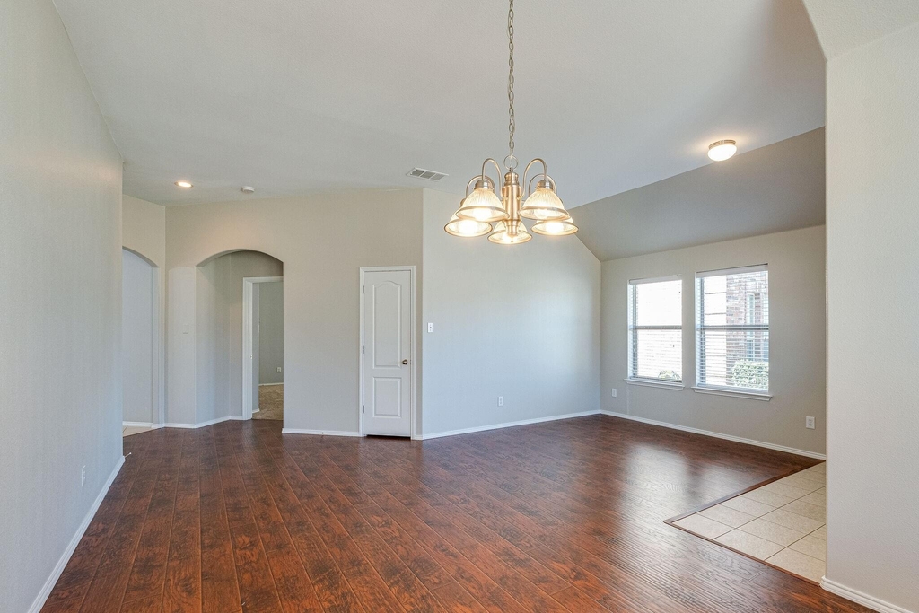 5113 Bear Valley Drive - Photo 5