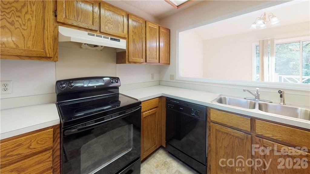 5622 Amity Springs Drive - Photo 6