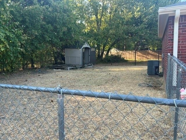 703 Mill Street - Photo 2