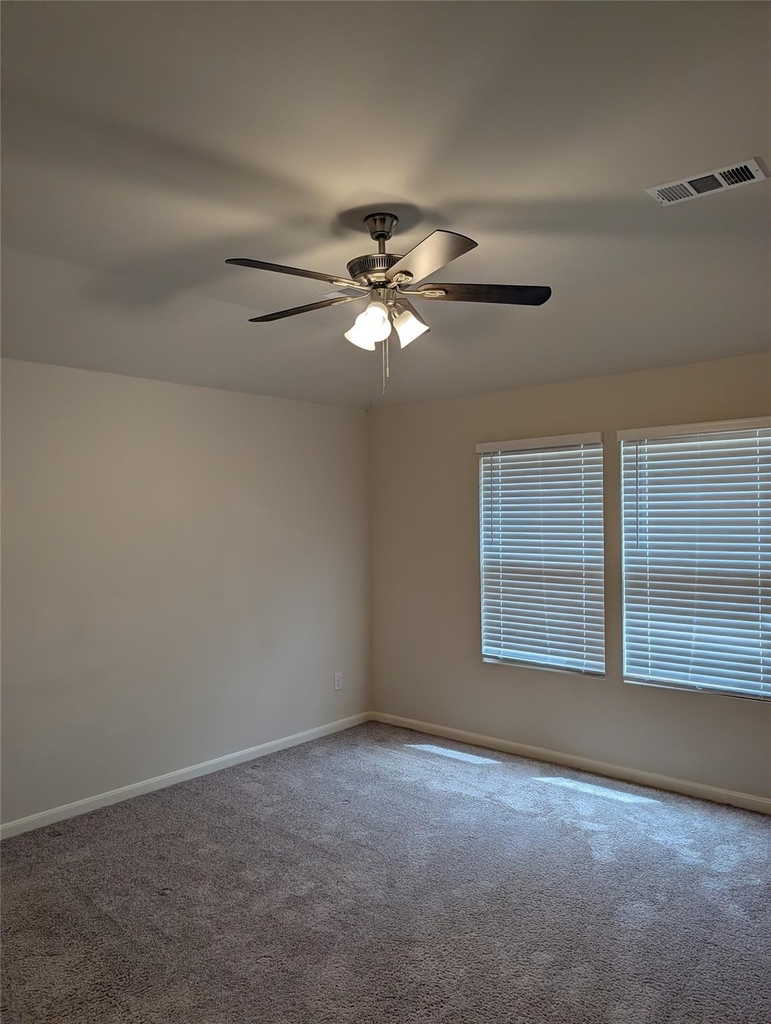 504 Jameson Street - Photo 9