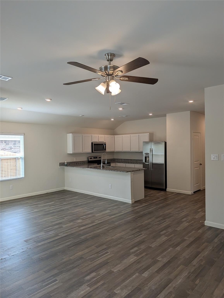 504 Jameson Street - Photo 3