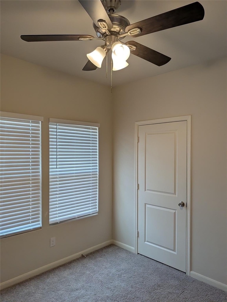 504 Jameson Street - Photo 13