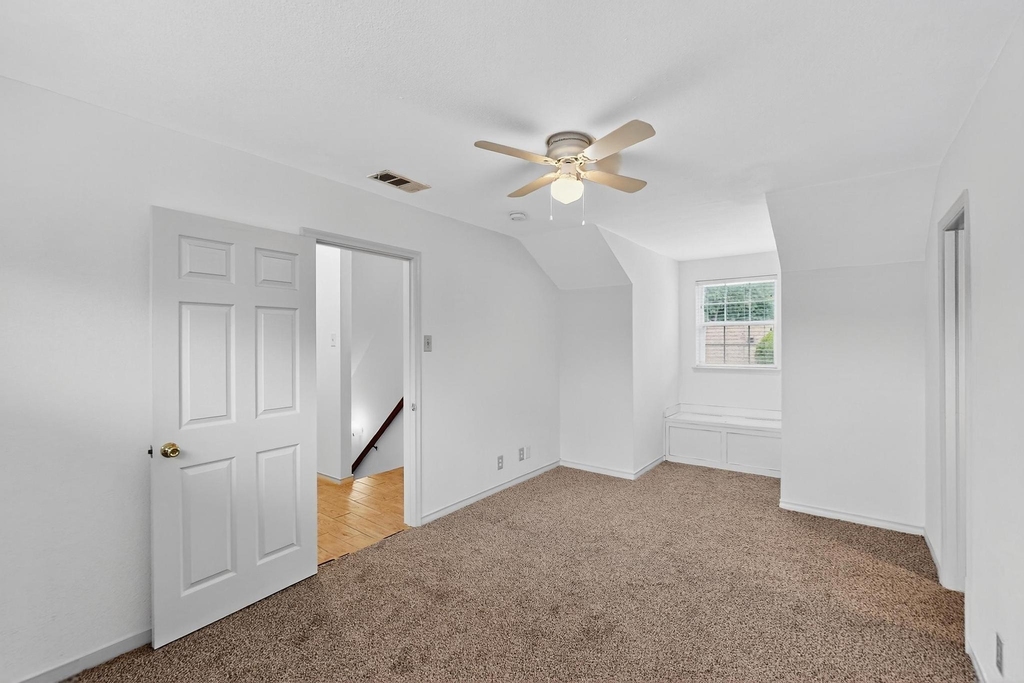 2927 Selma Lane - Photo 24
