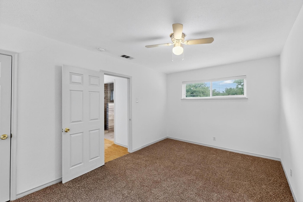 2927 Selma Lane - Photo 17