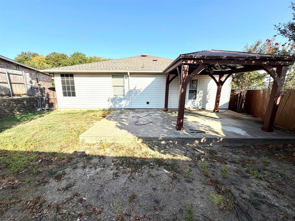 1108 Conner Court - Photo 12