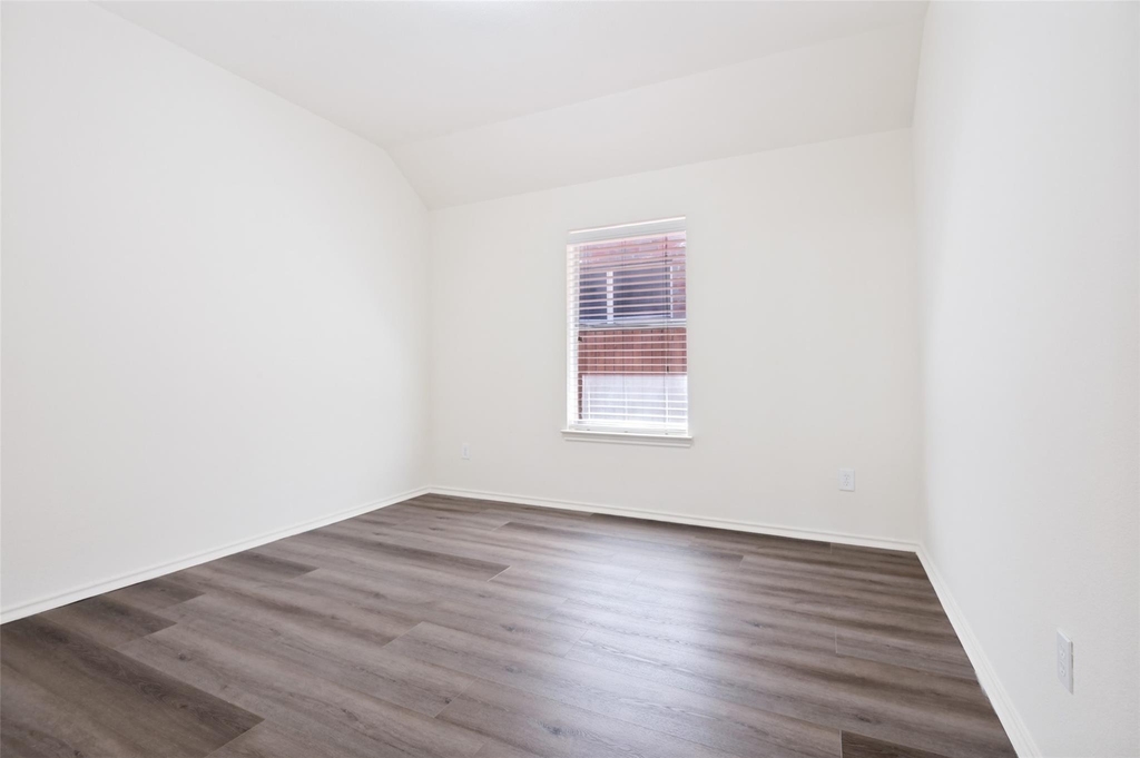 2755 Honey Suckle Drive - Photo 21