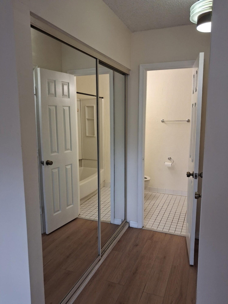 2401 Riverside Drive - Photo 6