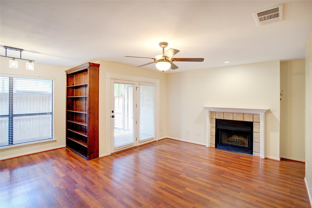 1304 Harwell Drive - Photo 8