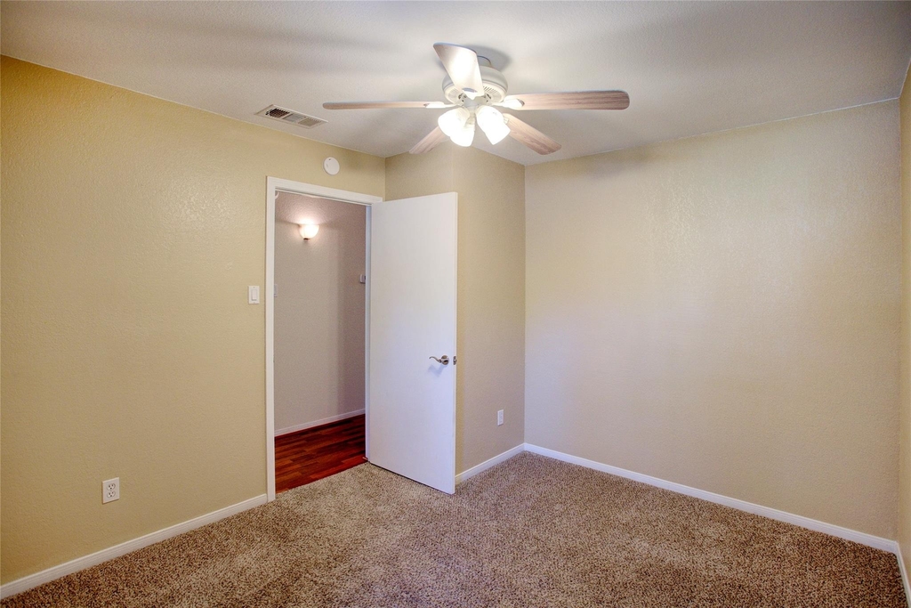 1304 Harwell Drive - Photo 13