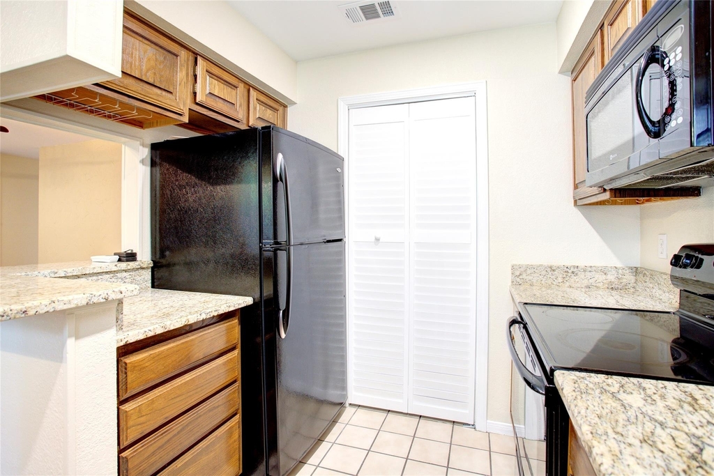 1304 Harwell Drive - Photo 6