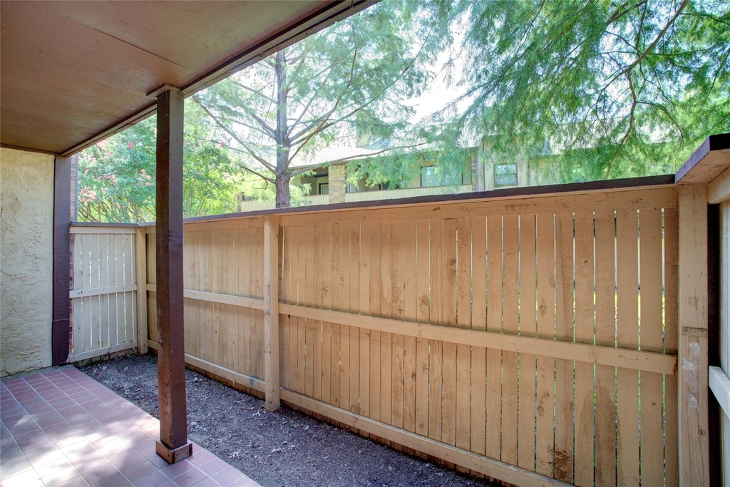 1304 Harwell Drive - Photo 15