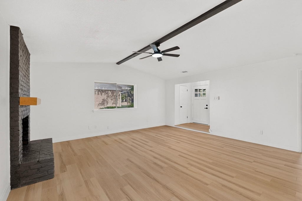 11231 Pelican Drive - Photo 4