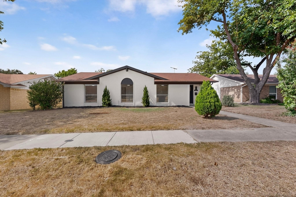 11231 Pelican Drive - Photo 1