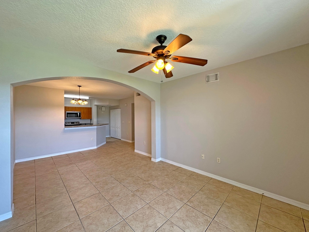 158 Sw Peacock Boulevard - Photo 4