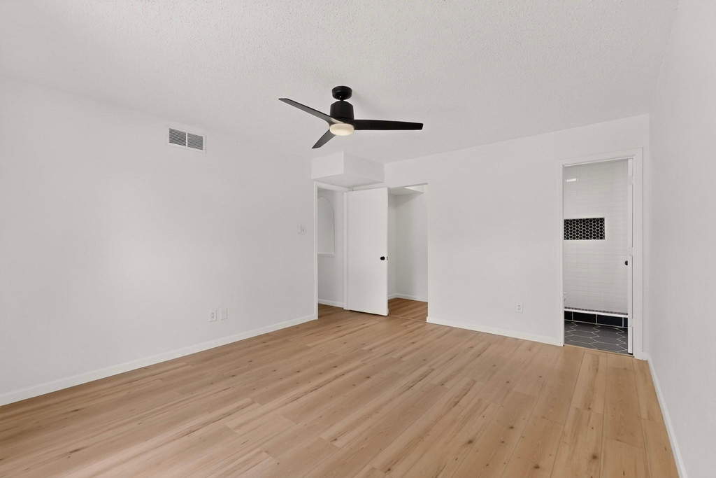 2938 Churchill Way - Photo 15