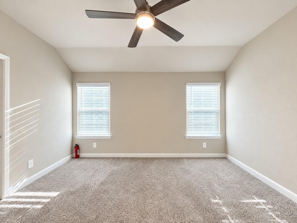 606 Capstone Circle - Photo 8