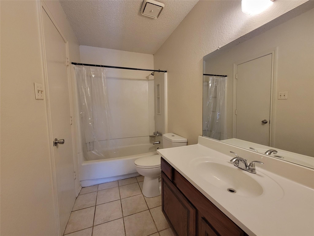 1324 Bluffview Drive - Photo 6