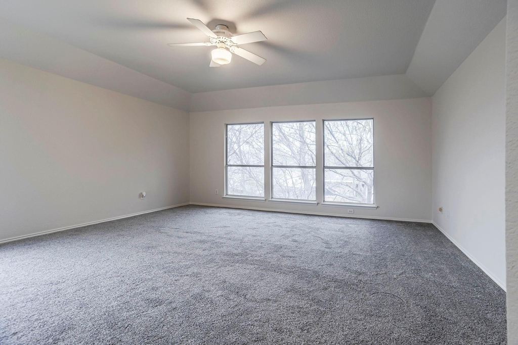 7025 Michael Drive - Photo 17