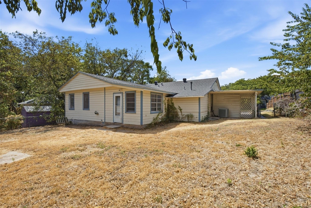 809 S Brazos Street - Photo 17