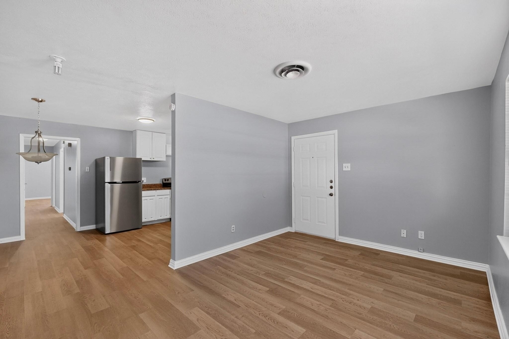 222 W Union Bower Road - Photo 7