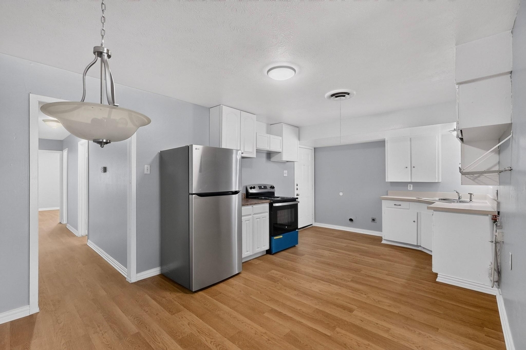 222 W Union Bower Road - Photo 8
