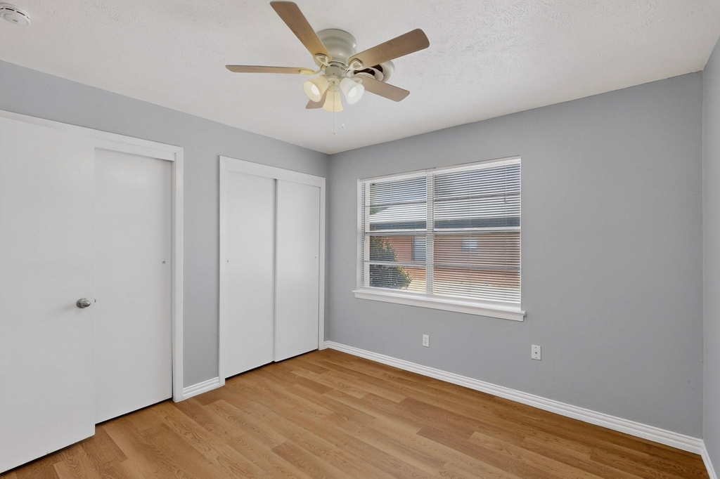 222 W Union Bower Road - Photo 16