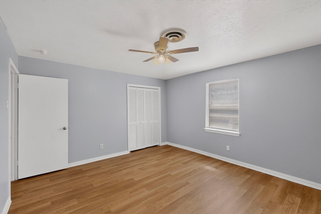 222 W Union Bower Road - Photo 25