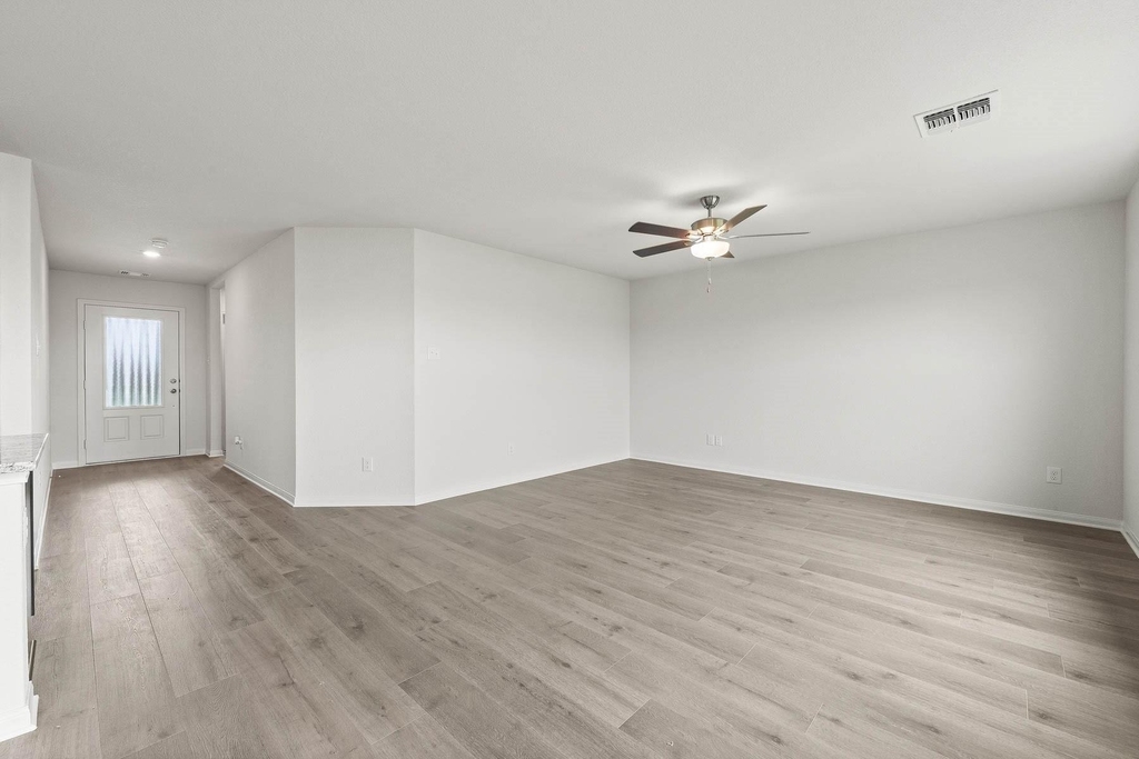 9929 Fighting Falcon Way - Photo 4