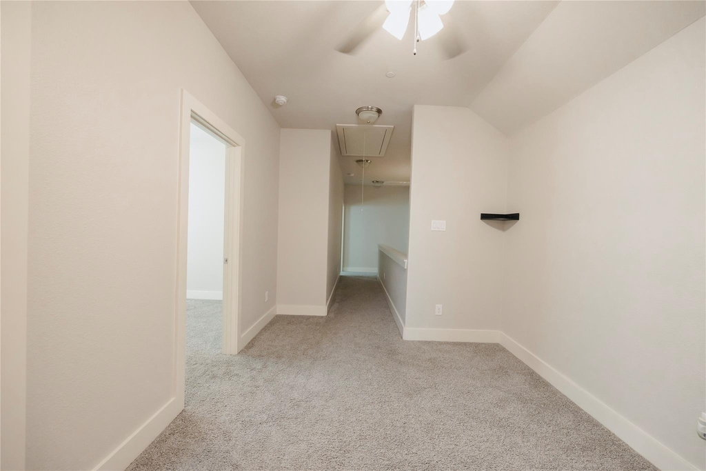 825 Eaglescliffe Landing - Photo 11